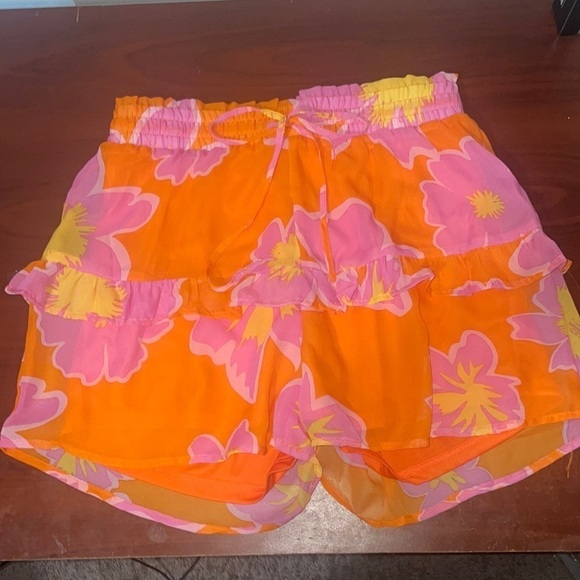 WHITE BIRCH Shorts Women’s Large Floral Ruffle High Waisted flowy tiered y2k - Picture 3 of 9